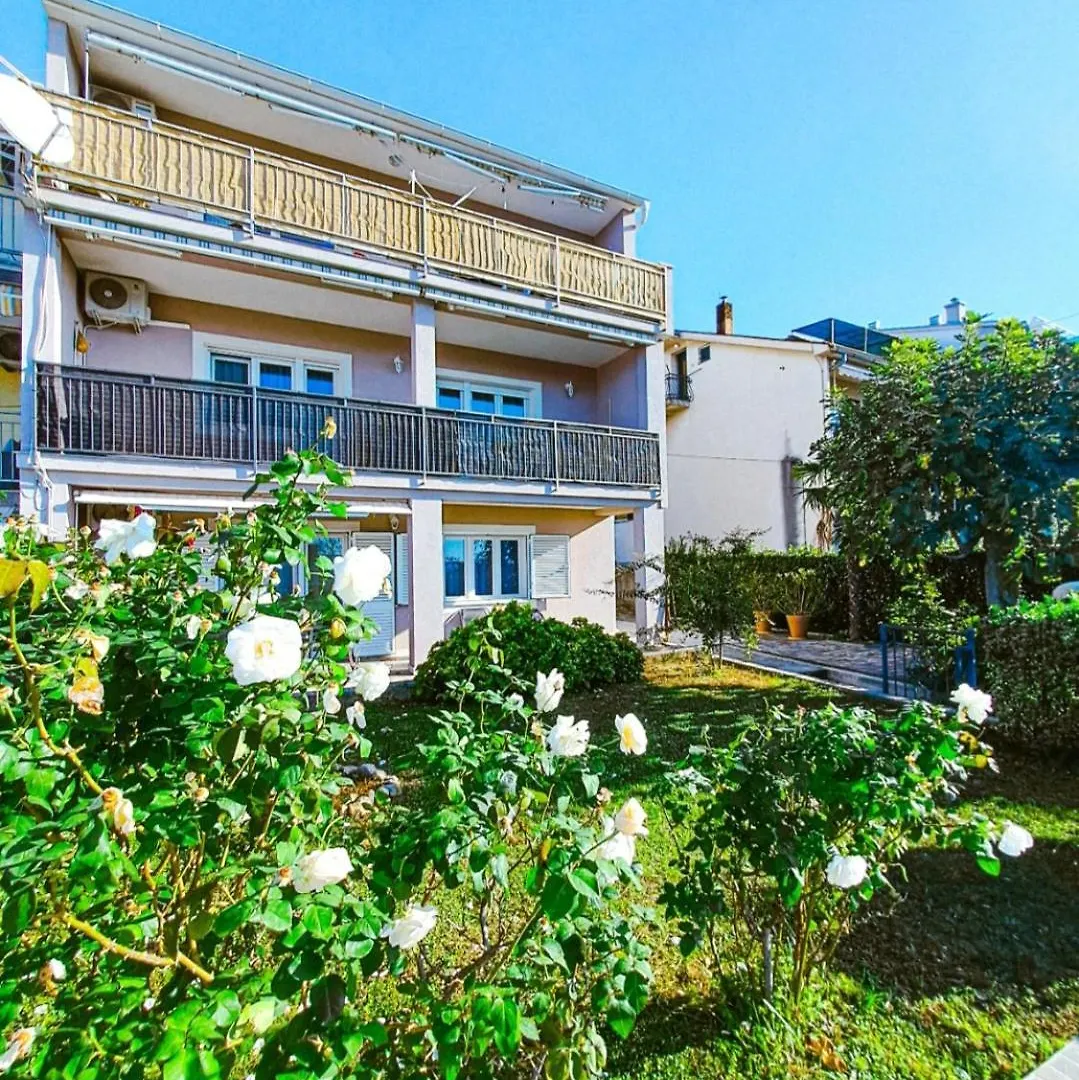 Apartment Mediteranska Oaza Crikvenica